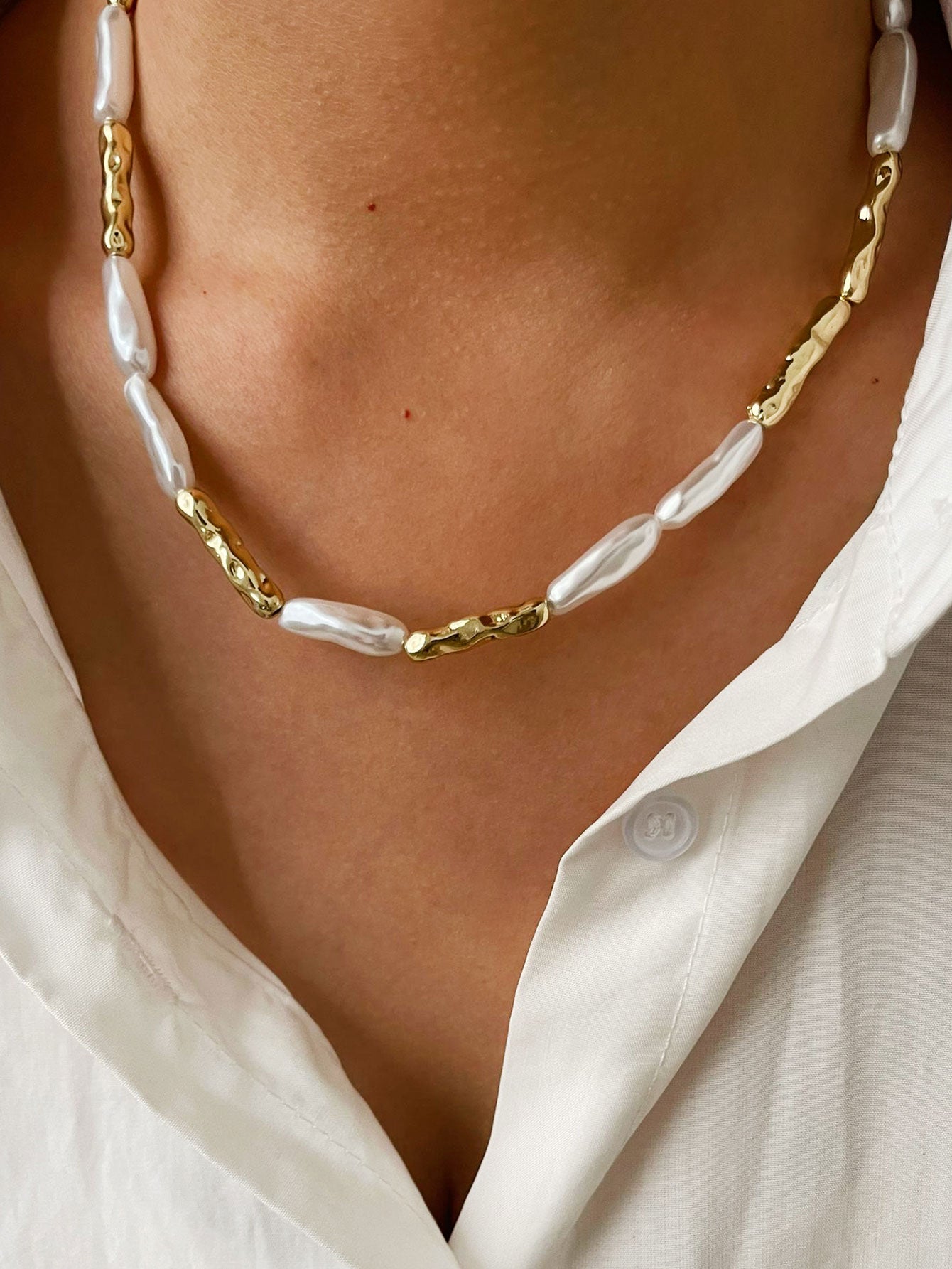 Pearlina Choker