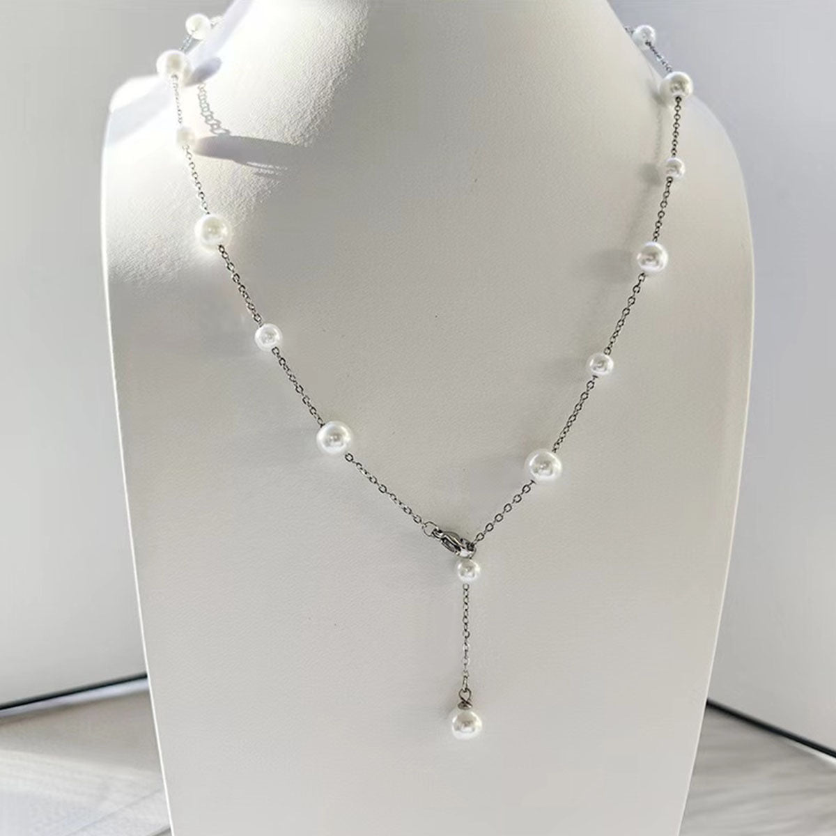 Pearlina Long Necklace