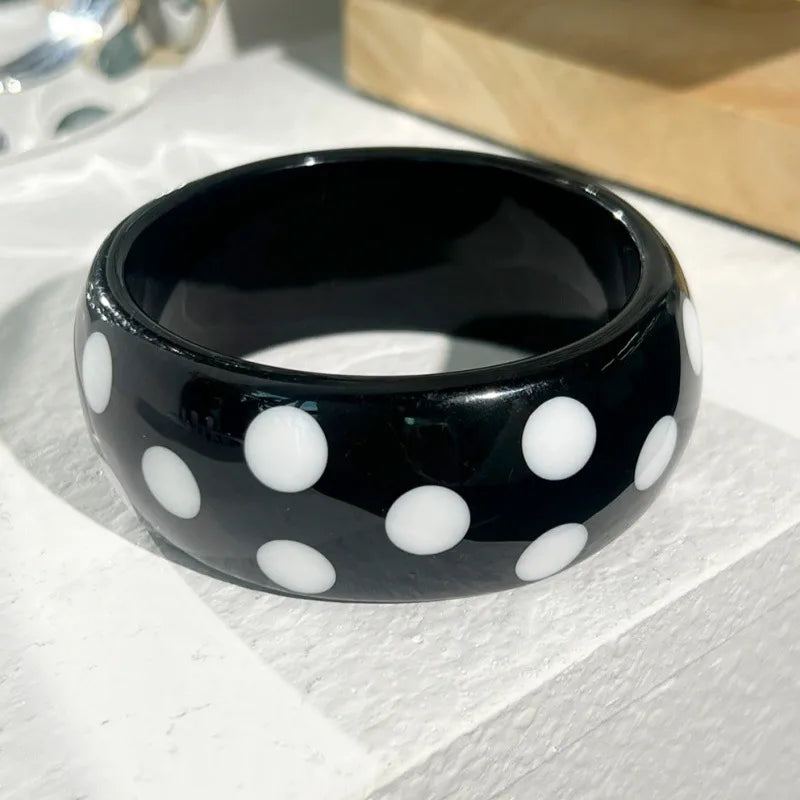 Polka Dot Hand Stack