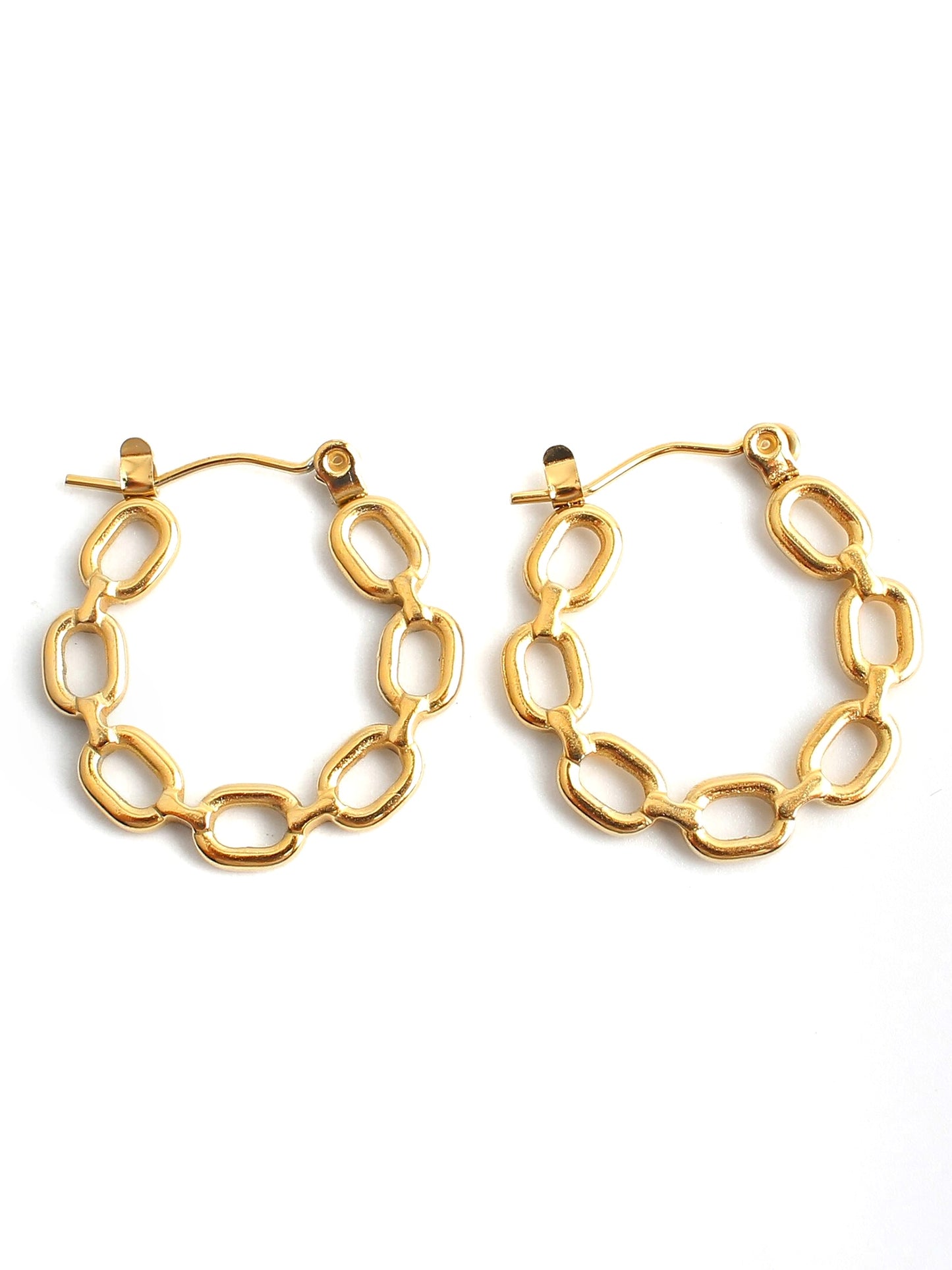 Darcy Hoops